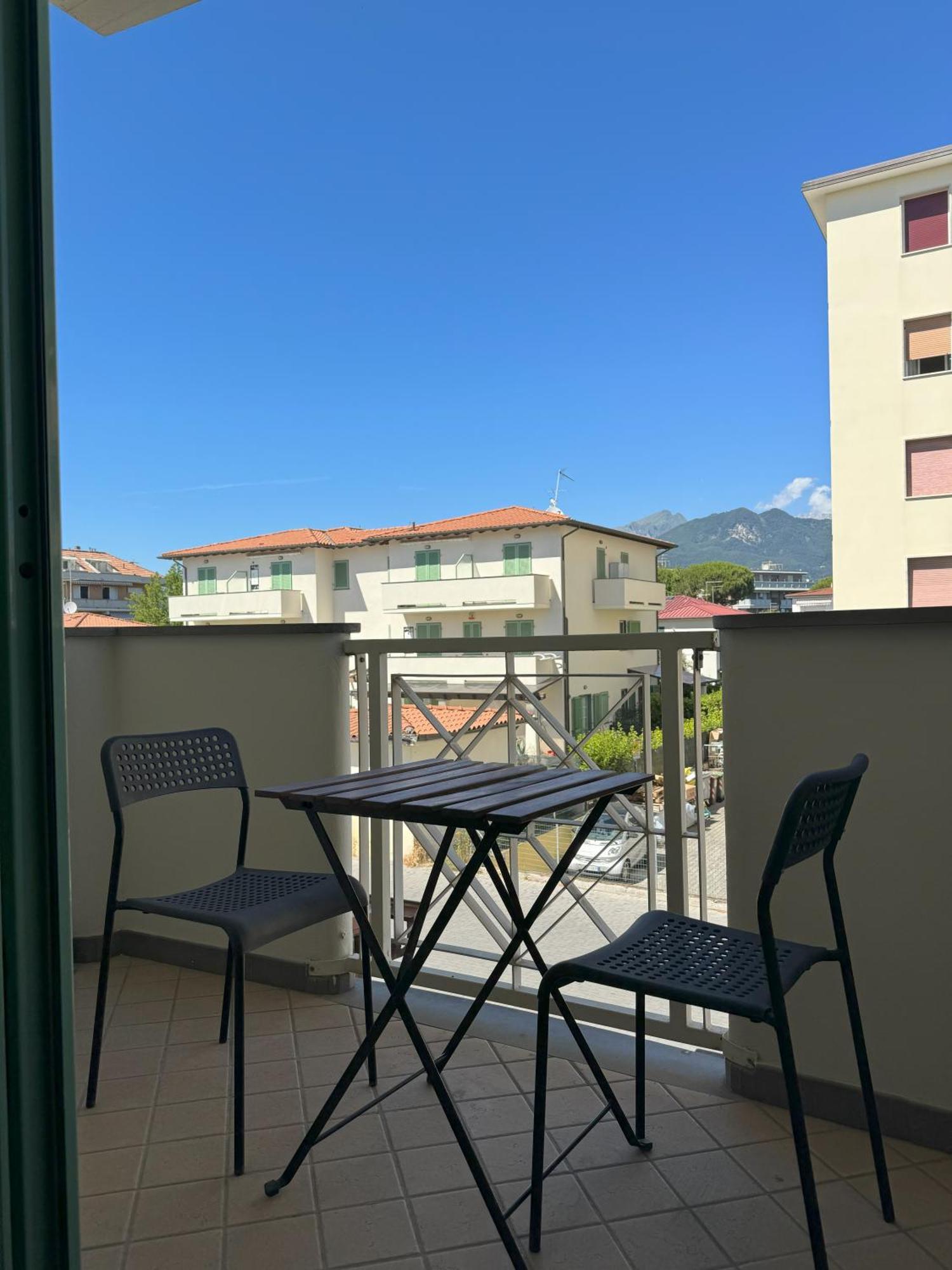 Cytrus Apartament Villa Marina di Massa Eksteriør billede